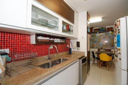 Apartamento à venda com 126m², 3 quartos e 1 vaga Apartamento à venda com 126m², 3 quartos e 1 vagaCozinha