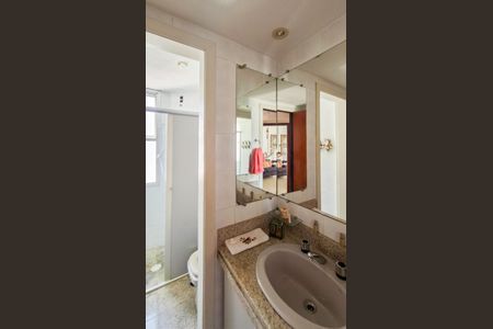 Apartamento à venda com 95m², 3 quartos e 2 vagasBanheiro