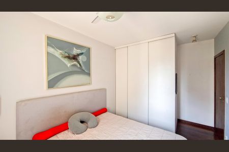 Apartamento à venda com 95m², 3 quartos e 2 vagasSuíte