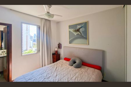 Apartamento à venda com 95m², 3 quartos e 2 vagasSuíte