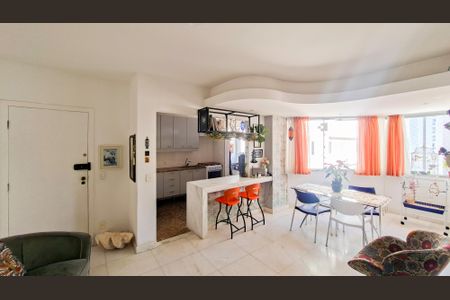 Sala de apartamento à venda com 3 quartos, 95m² em Lourdes, Belo Horizonte