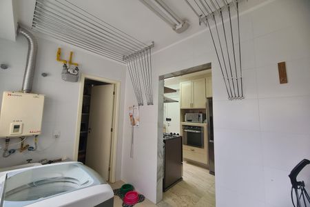 Apartamento à venda com 107m², 3 quartos e 2 vagasÁrea de Serviço