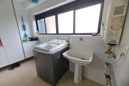 Apartamento à venda com 107m², 3 quartos e 2 vagasÁrea de Serviço