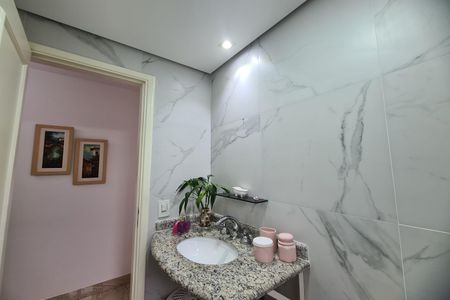 Apartamento à venda com 107m², 3 quartos e 2 vagasBanheiro