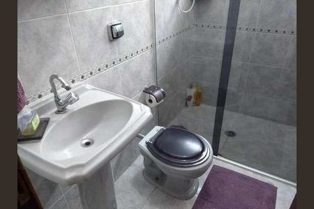 Casa à venda com 200m², 4 quartos e 2 vagas