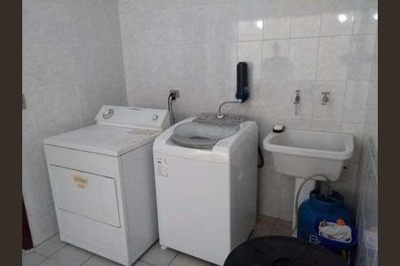 Casa à venda com 200m², 4 quartos e 2 vagas