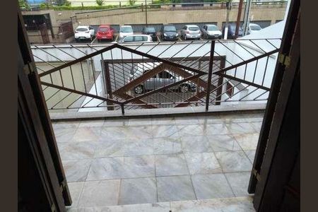 Casa à venda com 200m², 4 quartos e 2 vagas