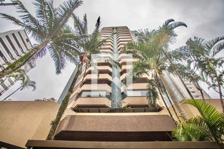 Apartamento à venda com 80m², 2 quartos e 3 vagas Apartamento à venda com 80m², 2 quartos e 3 vagasFachada