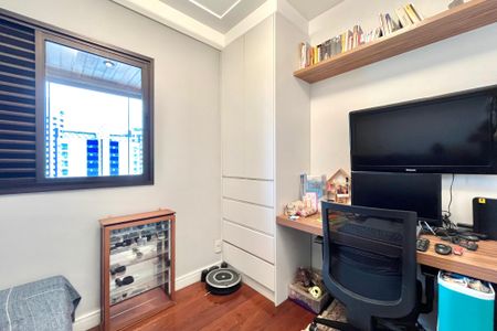 Apartamento à venda com 80m², 2 quartos e 3 vagas Apartamento à venda com 80m², 2 quartos e 3 vagasQuarto