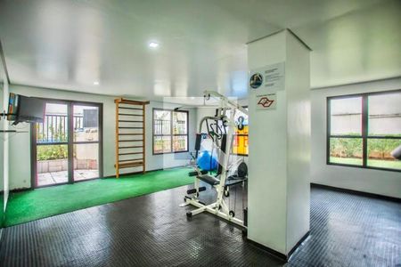 Apartamento à venda com 80m², 2 quartos e 3 vagas Apartamento à venda com 80m², 2 quartos e 3 vagasÁrea comum - Academia