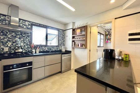 Apartamento à venda com 80m², 2 quartos e 3 vagas Apartamento à venda com 80m², 2 quartos e 3 vagasCozinha