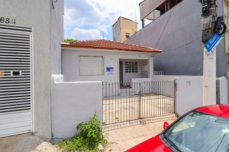 Casa para alugar com 85m², 2 quartos e 1 vagaFachada
