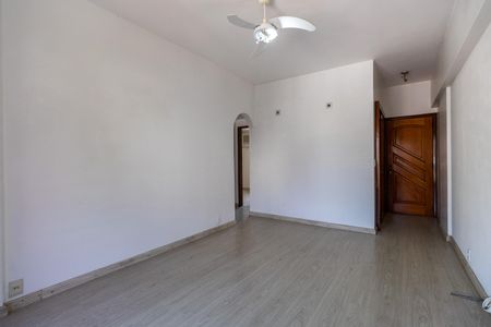 Apartamento para alugar com 72m², 2 quartos e 1 vaga Apartamento para alugar com 72m², 2 quartos e 1 vagaSala