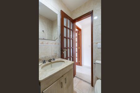 Apartamento para alugar com 72m², 2 quartos e 1 vaga Apartamento para alugar com 72m², 2 quartos e 1 vagaBanheiro