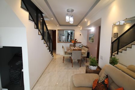 Apartamento à venda com 164m², 4 quartos e 2 vagasSala