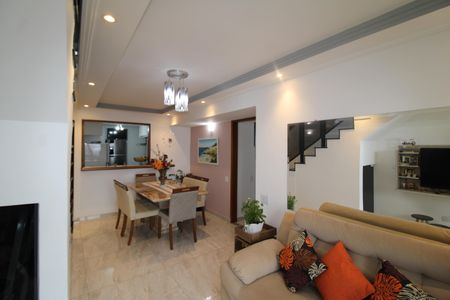 Apartamento à venda com 164m², 4 quartos e 2 vagasSala