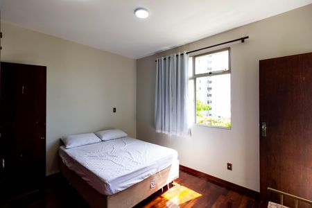 Apartamento à venda com 196m², 3 quartos e 2 vagasSuíte