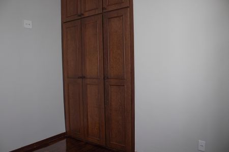 Apartamento à venda com 196m², 3 quartos e 2 vagasQuarto 1