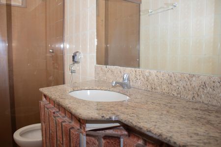 Apartamento à venda com 196m², 3 quartos e 2 vagasBanheiro Social