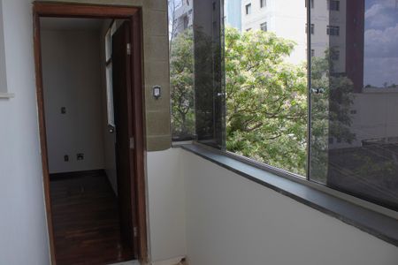 Apartamento à venda com 196m², 3 quartos e 2 vagasVaranda da Suíte