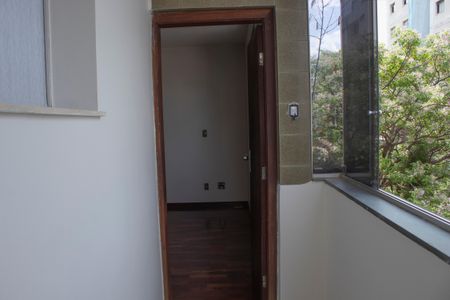 Apartamento à venda com 196m², 3 quartos e 2 vagasVaranda da Suíte