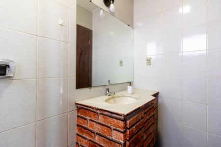 Apartamento à venda com 196m², 3 quartos e 2 vagasBanheiro Social 2