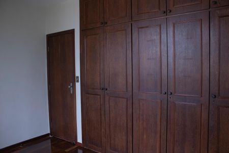 Apartamento à venda com 196m², 3 quartos e 2 vagasSuíte