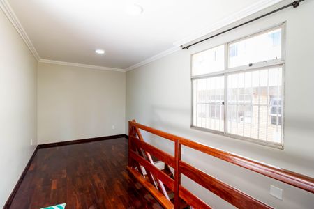 Apartamento à venda com 196m², 3 quartos e 2 vagasSala de TV