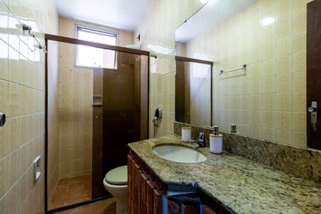 Apartamento à venda com 196m², 3 quartos e 2 vagasBanheiro Social