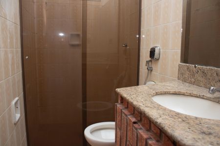 Apartamento à venda com 196m², 3 quartos e 2 vagasBanheiro Social