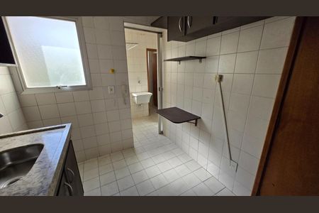 Cozinha de apartamento à venda com 2 quartos, 68m² em Jardim Proença, Campinas