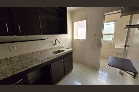 Apartamento à venda com 68m², 2 quartos e 1 vaga Apartamento à venda com 68m², 2 quartos e 1 vagaCozinha
