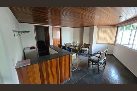 Apartamento à venda com 68m², 2 quartos e 1 vaga