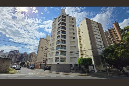 Apartamento à venda com 68m², 2 quartos e 1 vaga