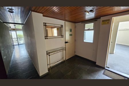 Apartamento à venda com 68m², 2 quartos e 1 vaga