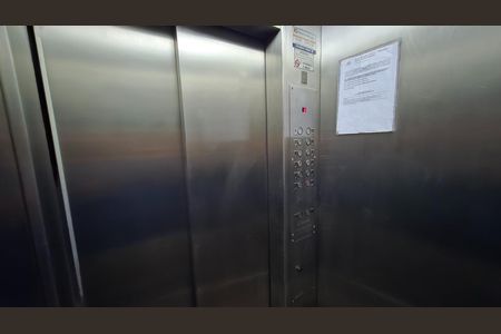 Apartamento à venda com 68m², 2 quartos e 1 vaga