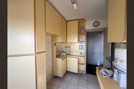Apartamento à venda com 72m², 2 quartos e 1 vagaFoto 04