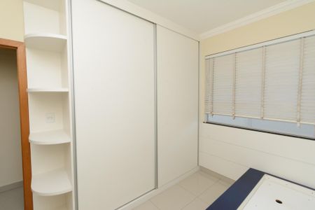 Apartamento à venda com 146m², 3 quartos e 2 vagasQuarto 2
