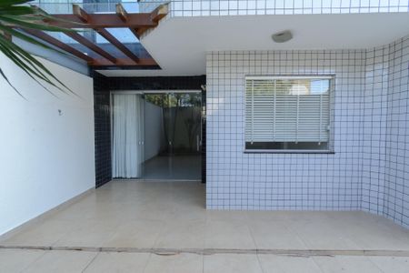 Apartamento à venda com 146m², 3 quartos e 2 vagasÁrea externa