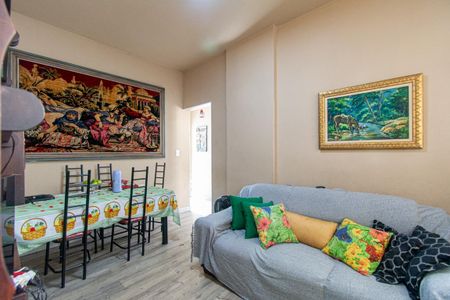 Apartamento à venda com 60m², 2 quartos e sem vagaSala