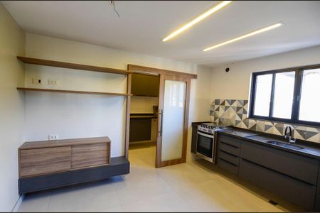 Apartamento à venda com 64m², 2 quartos e 1 vagaCozinha