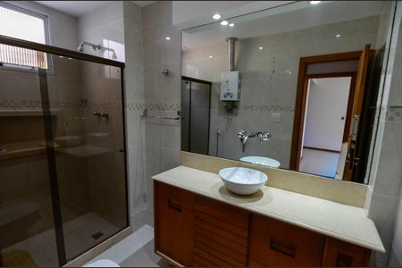 Apartamento à venda com 64m², 2 quartos e 1 vagaBanheiro