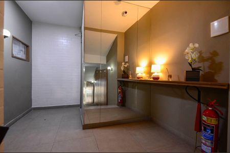 Apartamento à venda com 64m², 2 quartos e 1 vagaHall