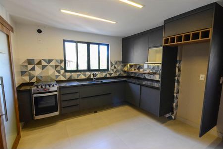Apartamento à venda com 64m², 2 quartos e 1 vagaCozinha