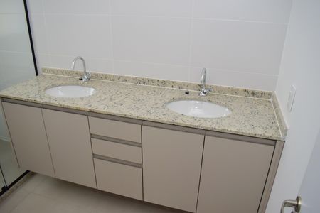 Apartamento para alugar com 114m², 3 quartos e 2 vagasBanheiro da Suíte 3