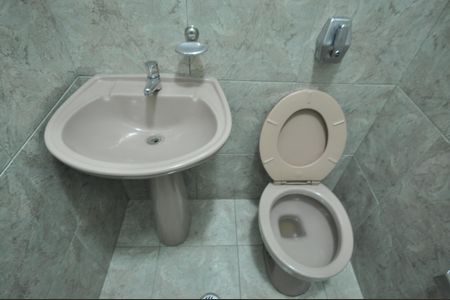 Casa para alugar com 370m², 4 quartos e 6 vagasBanheiro de Serviço 2