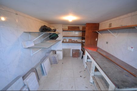 Casa para alugar com 370m², 4 quartos e 6 vagasDepósito