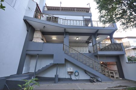 Casa para alugar com 370m², 4 quartos e 6 vagasFachada 
