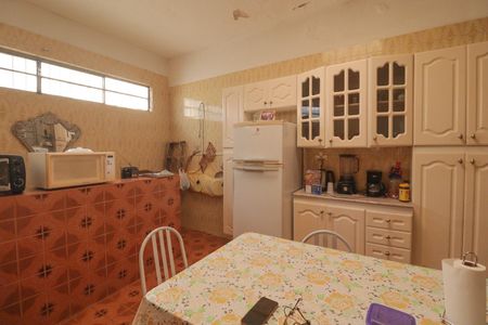 Casa à venda com 161m², 2 quartos e 1 vagaCozinha