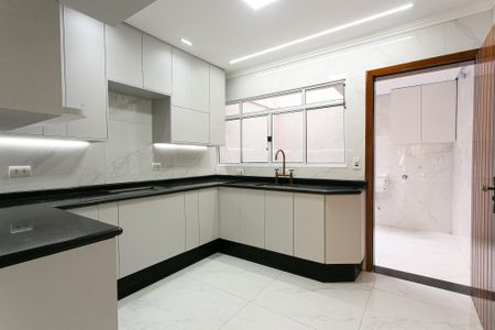 Casa à venda com 120m², 3 quartos e 2 vagas Casa à venda com 120m², 3 quartos e 2 vagasCozinha